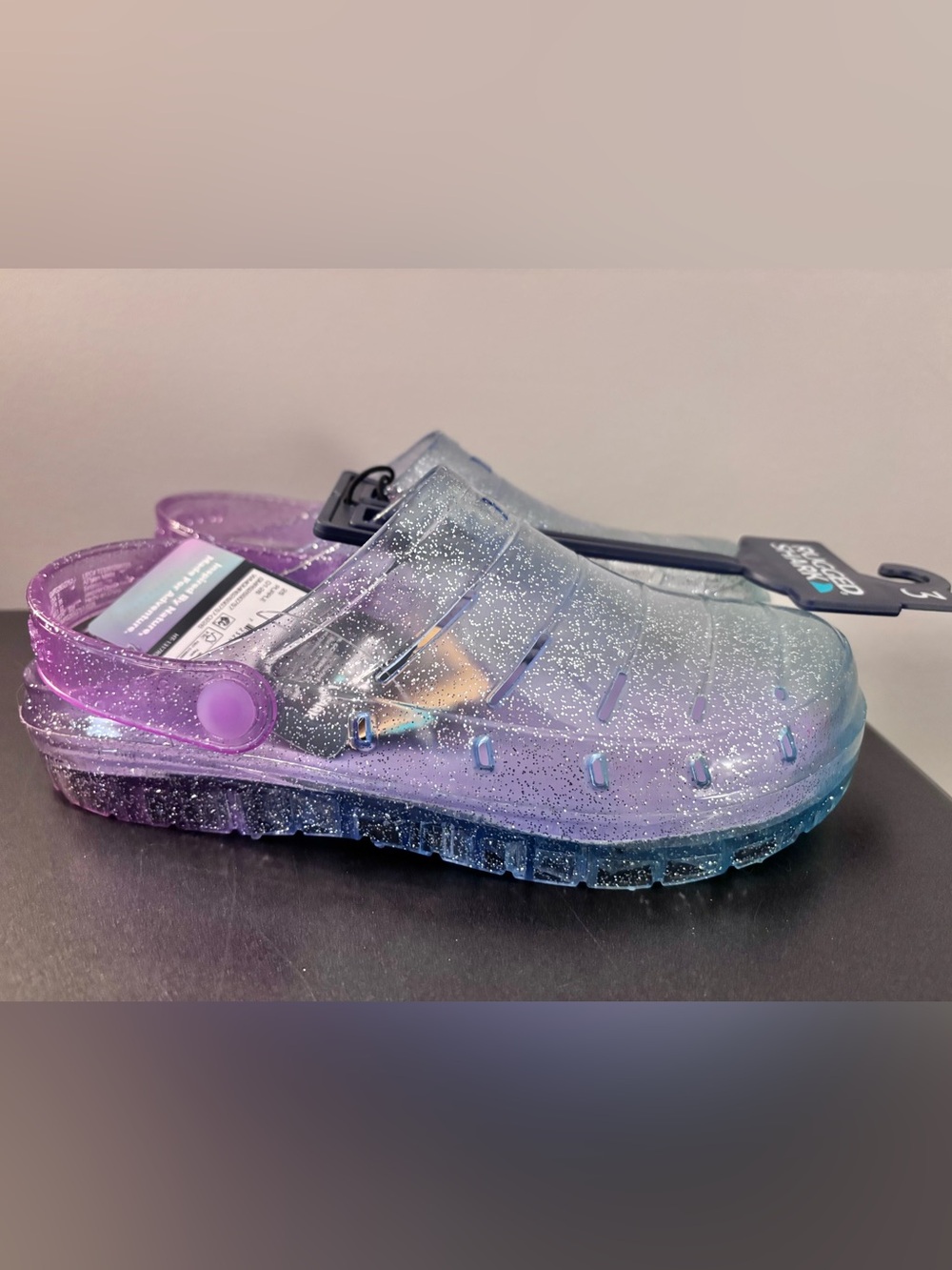NWT Rugged Shark Jelly Clogs size 3